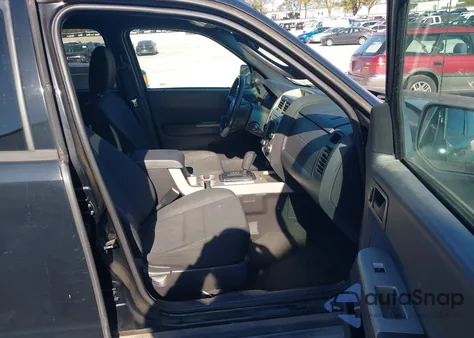 2012 Ford Escape Xlt z USA, uszkodzony, nr VIN 1FMCU0D71CKA26216